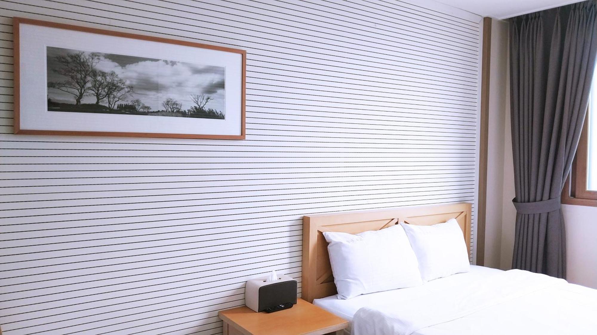 Golden Park Hotel Jeju Eksteriør billede